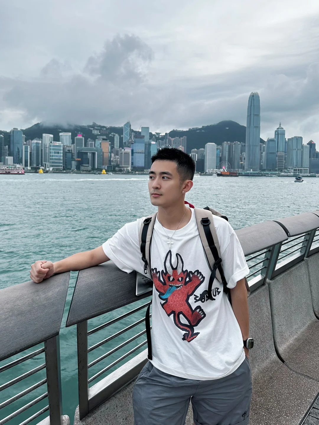 今天素个直男谢谢～