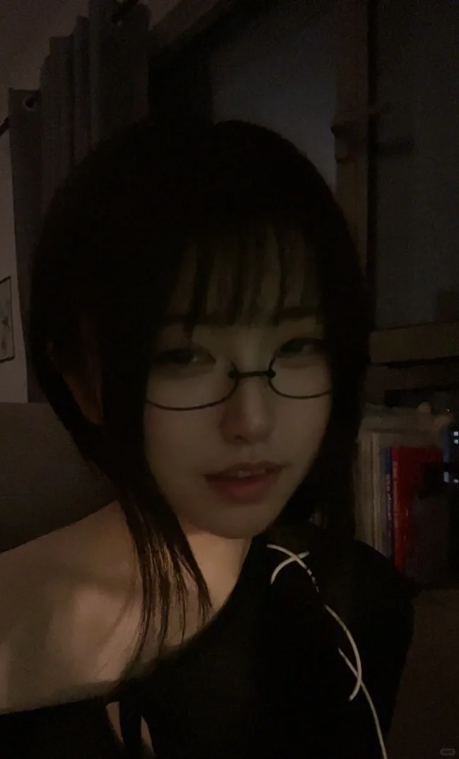 左滑看我变人妻