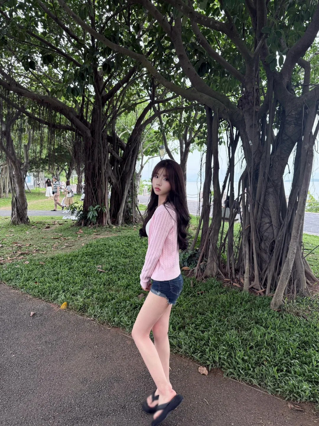 09 女高中生
