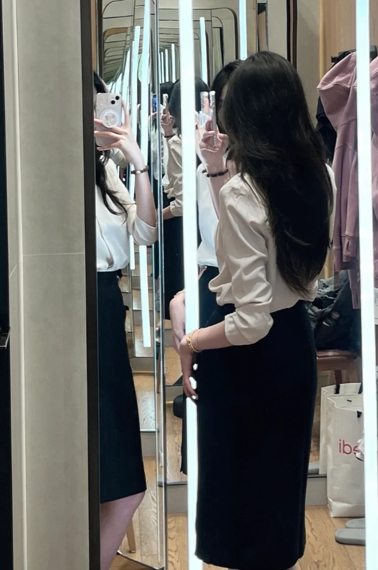 OfficE lady 🖤🌪️简单通勤