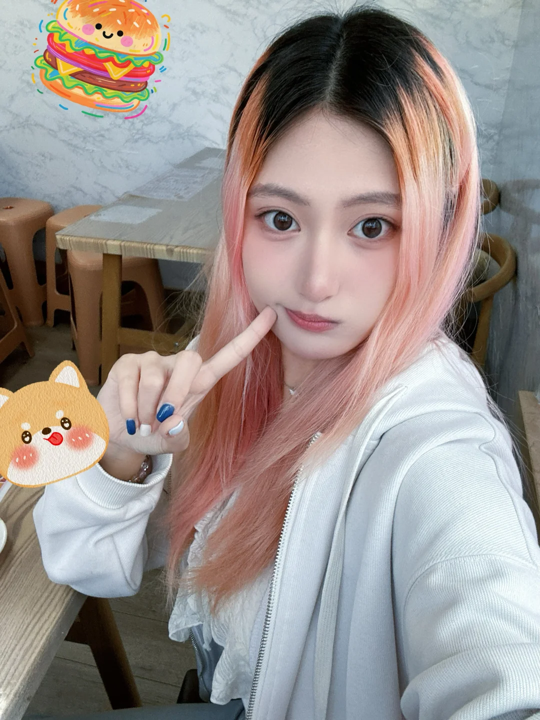 你夸我好可爱可你爱我么✧>ᴗo⸝⸝