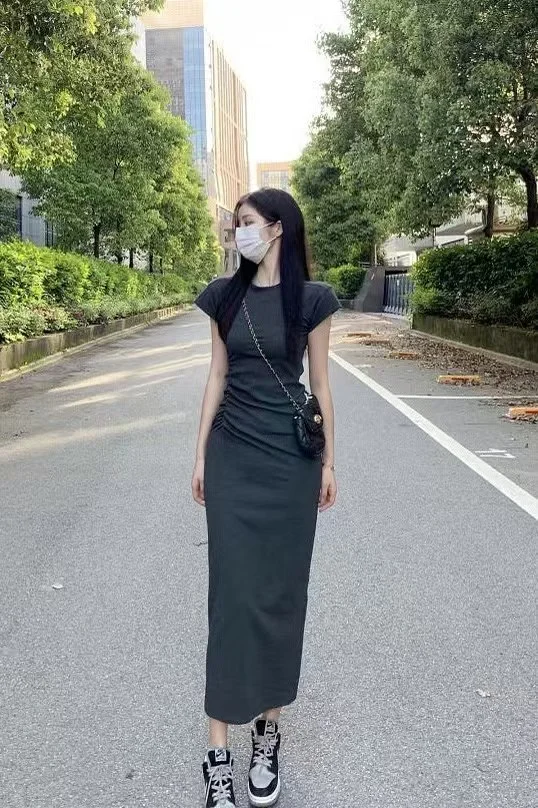 女大模特寻摄影师📷大池°