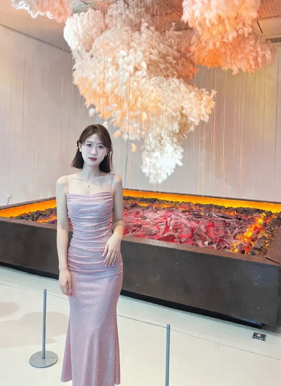 秒变网感美女！美颜AI换装又出了新高度！