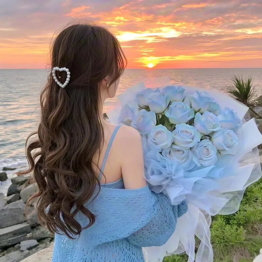 高级感女生头像、氛围感女生头像、超火的美