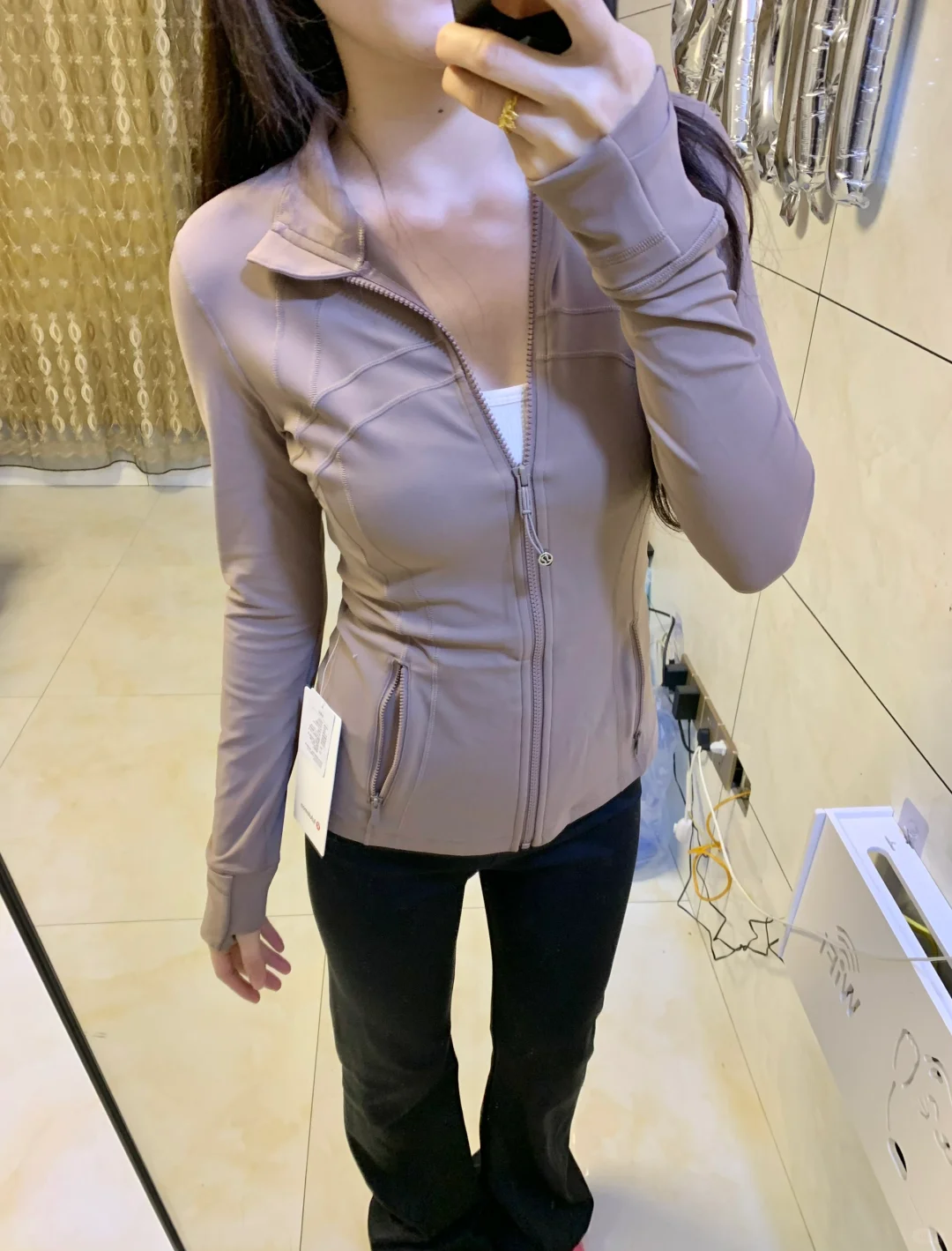 啊啊啊买到了lululemon最让人震惊的颜色！
