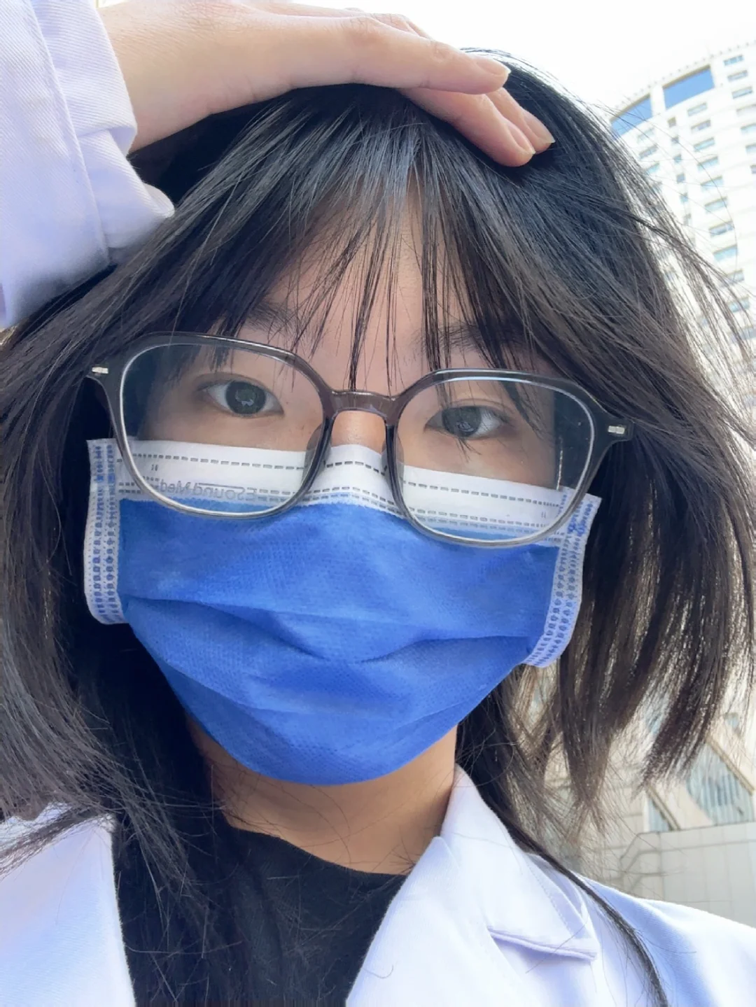 我穿白大褂的 能不能不要叫我美女/靓妹
