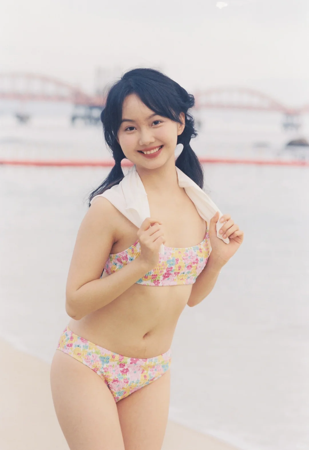 活力热带！希望我们永永远远自由而快乐！