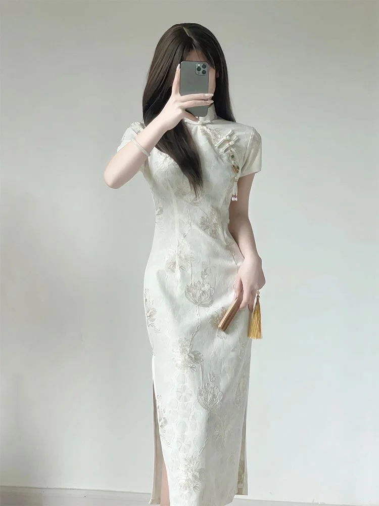 新中式旗袍也太美了吧