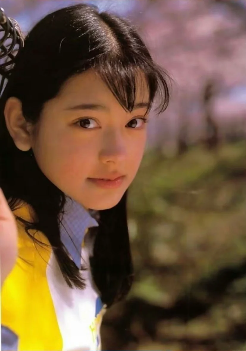 松本莉绪《春夏秋冬》1996 写真集