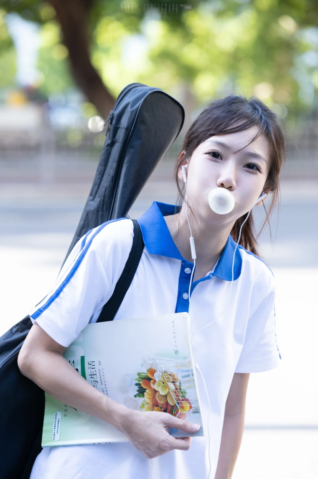 一起去练琴咯～🎶