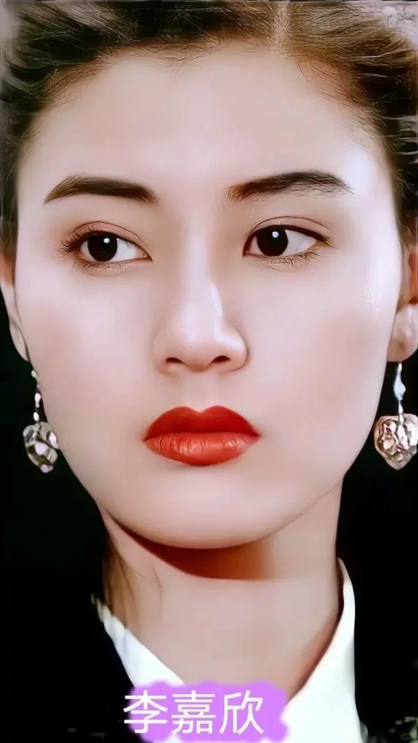 天生媚骨是什么样子，说说能打的