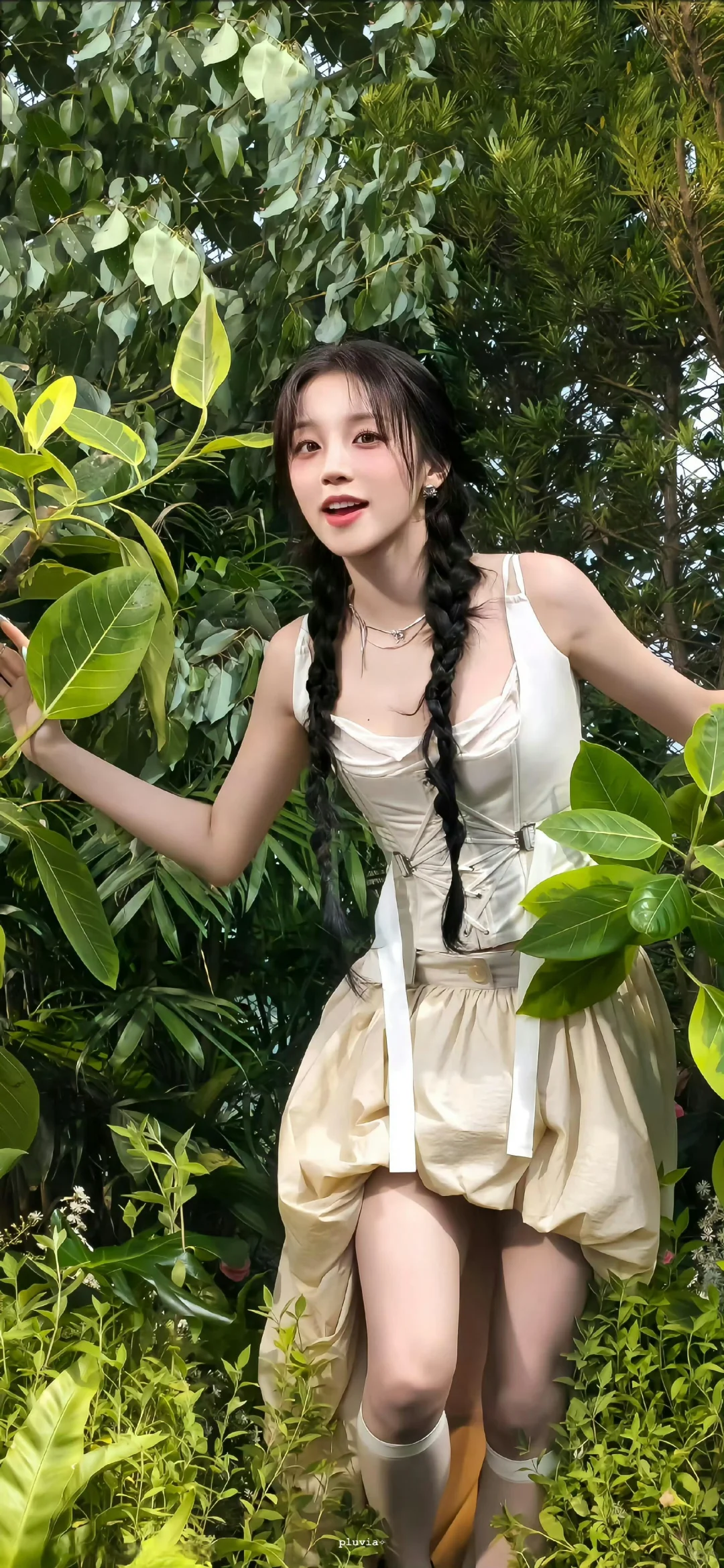 宋雨琦〡18张手机壁纸美女甜美kpop韩女清新
