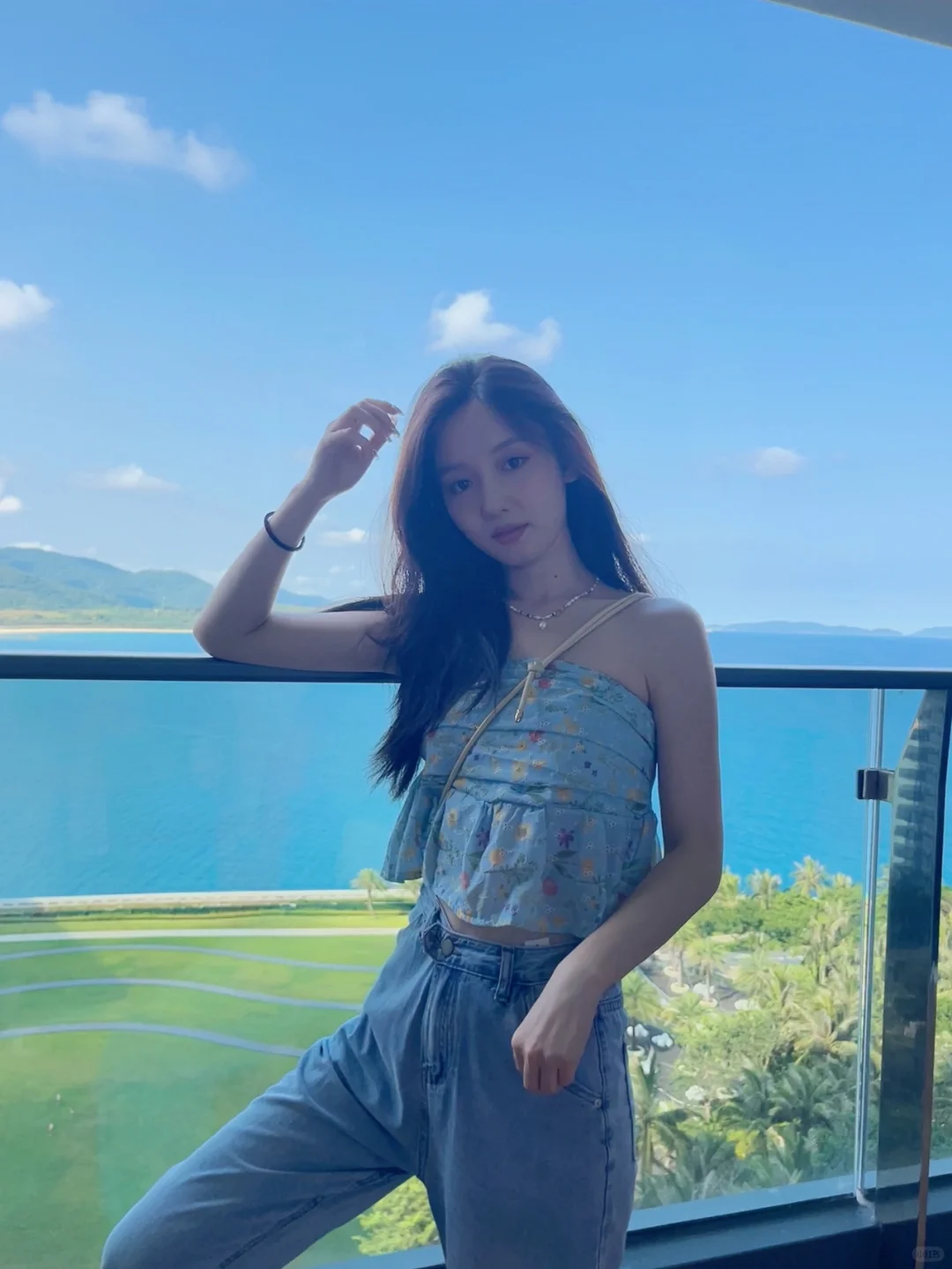 海边穿搭 | 今天把海的颜色穿在身上🧊