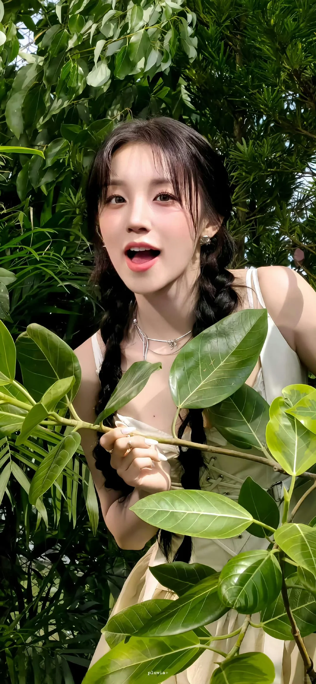 宋雨琦〡18张手机壁纸美女甜美kpop韩女清新