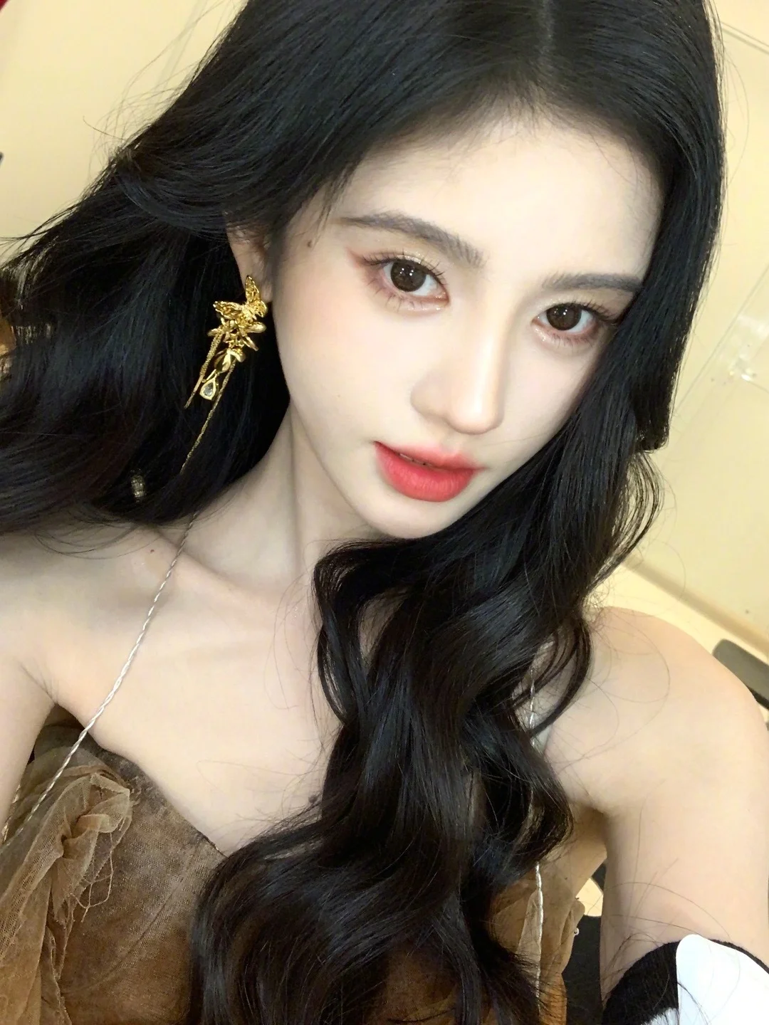 氛围感美女～小鞠拿捏住了❤️