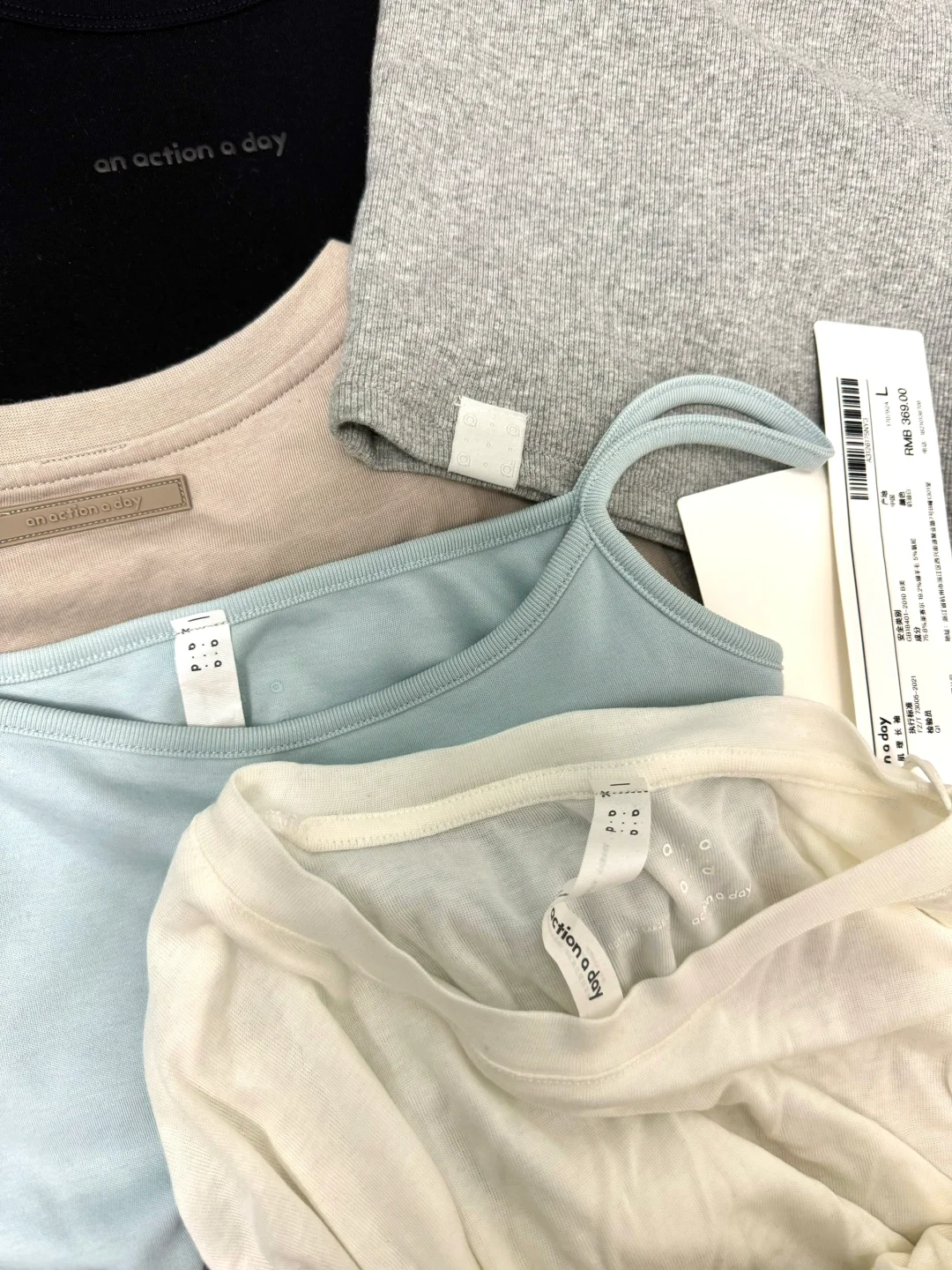 被露思种草的瑜伽服～美丽又高级！
