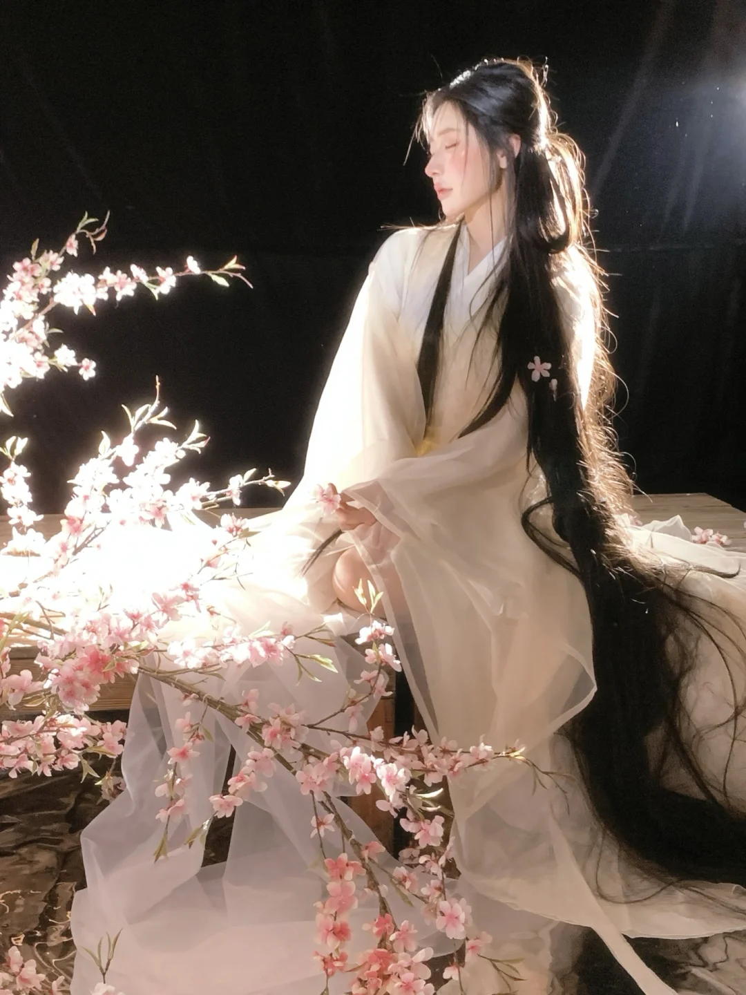 “桃之夭夭，灼灼其华🌸”清冷新中式｜杭州写真