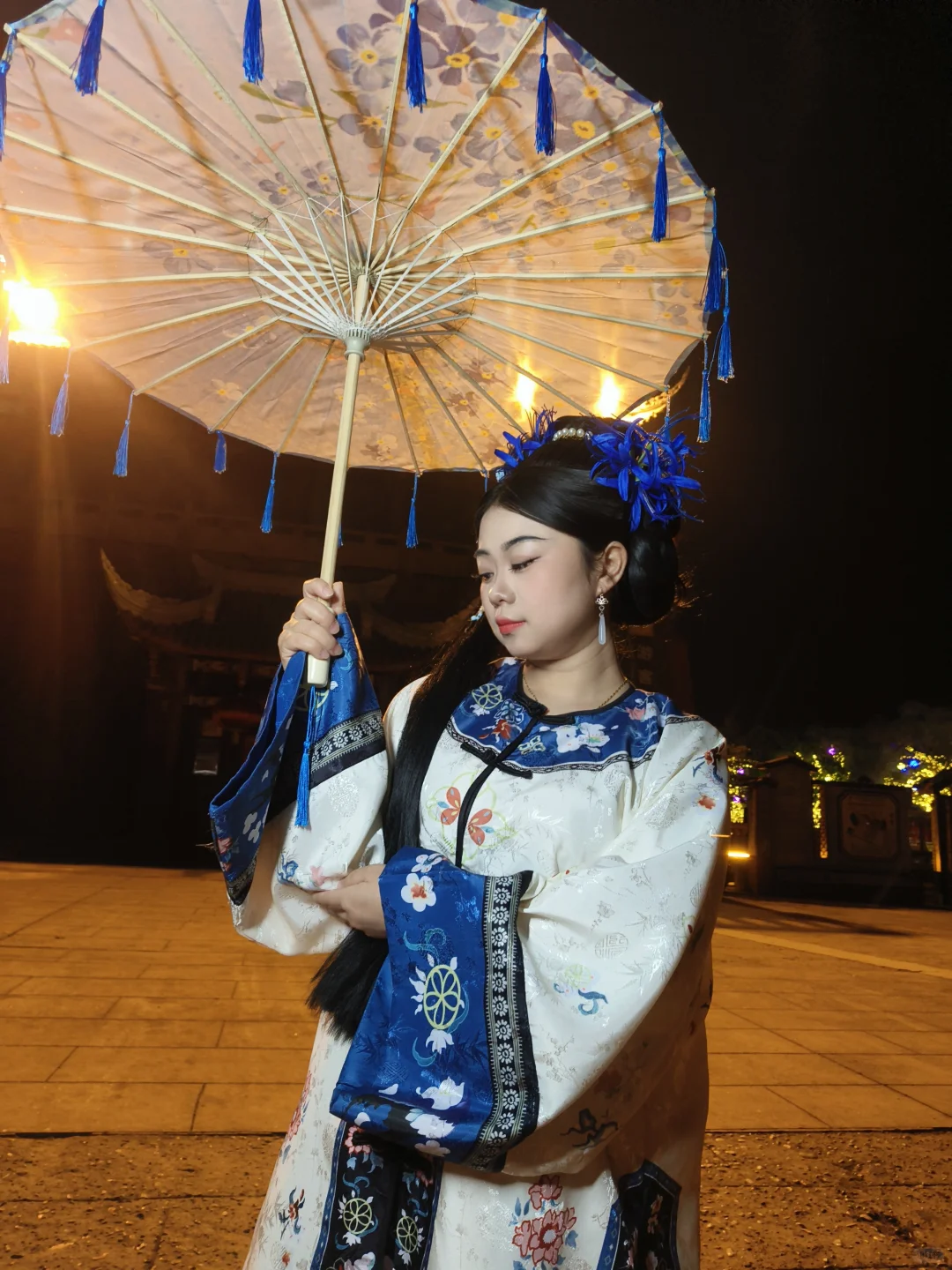 来落带体验一次清汉女写真