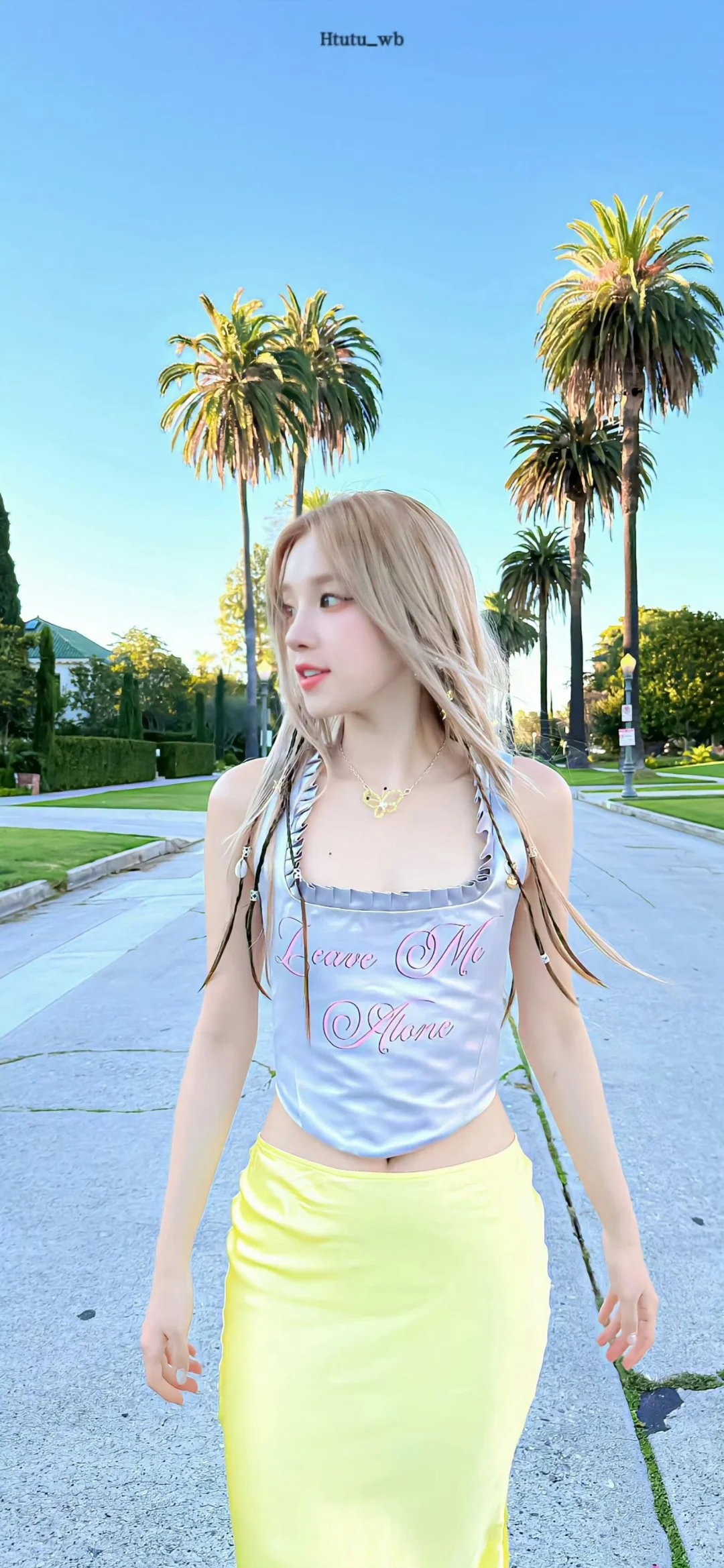 宋雨琦〡18张手机壁纸美女甜美kpop韩女清新