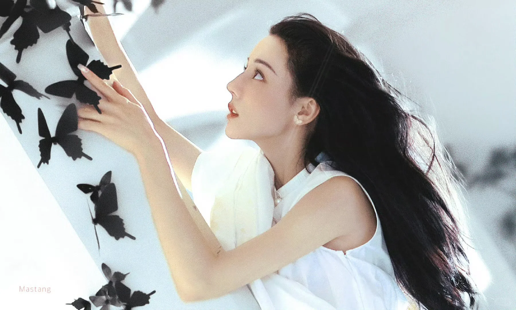 WeChat/迪丽热巴女头+背景图【日常】