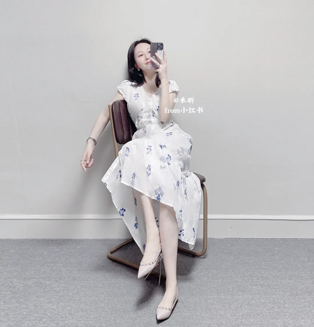 今天买的新衣服👗 想先穿给你看