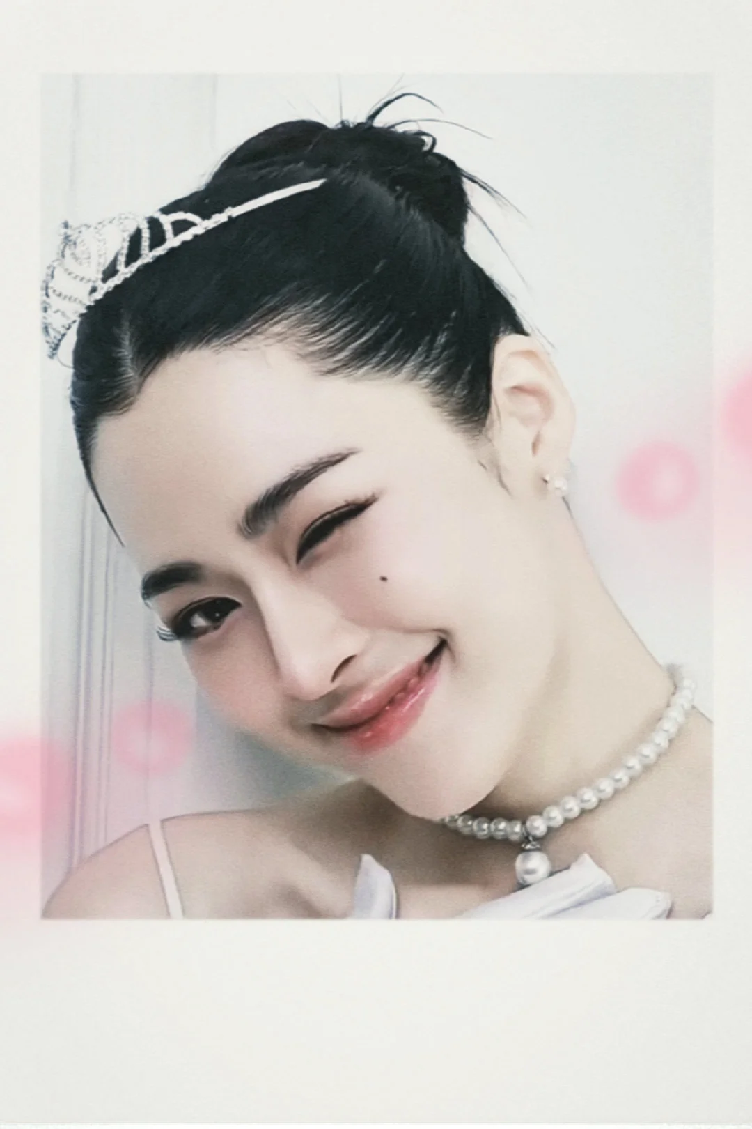 此女是天使降临啊，怎么可以如此漂亮呢？