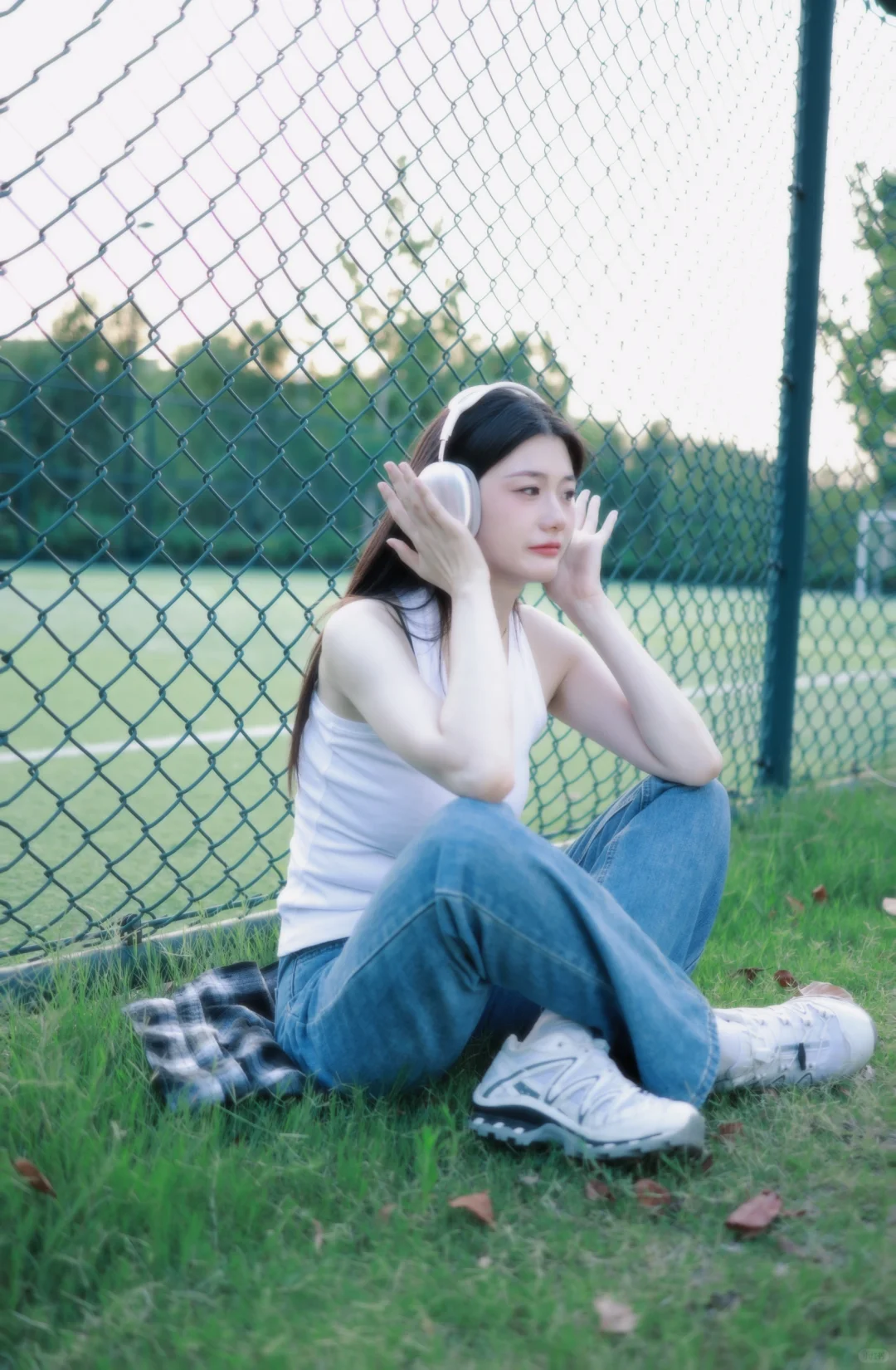 足球场的绿网格真的太出片了