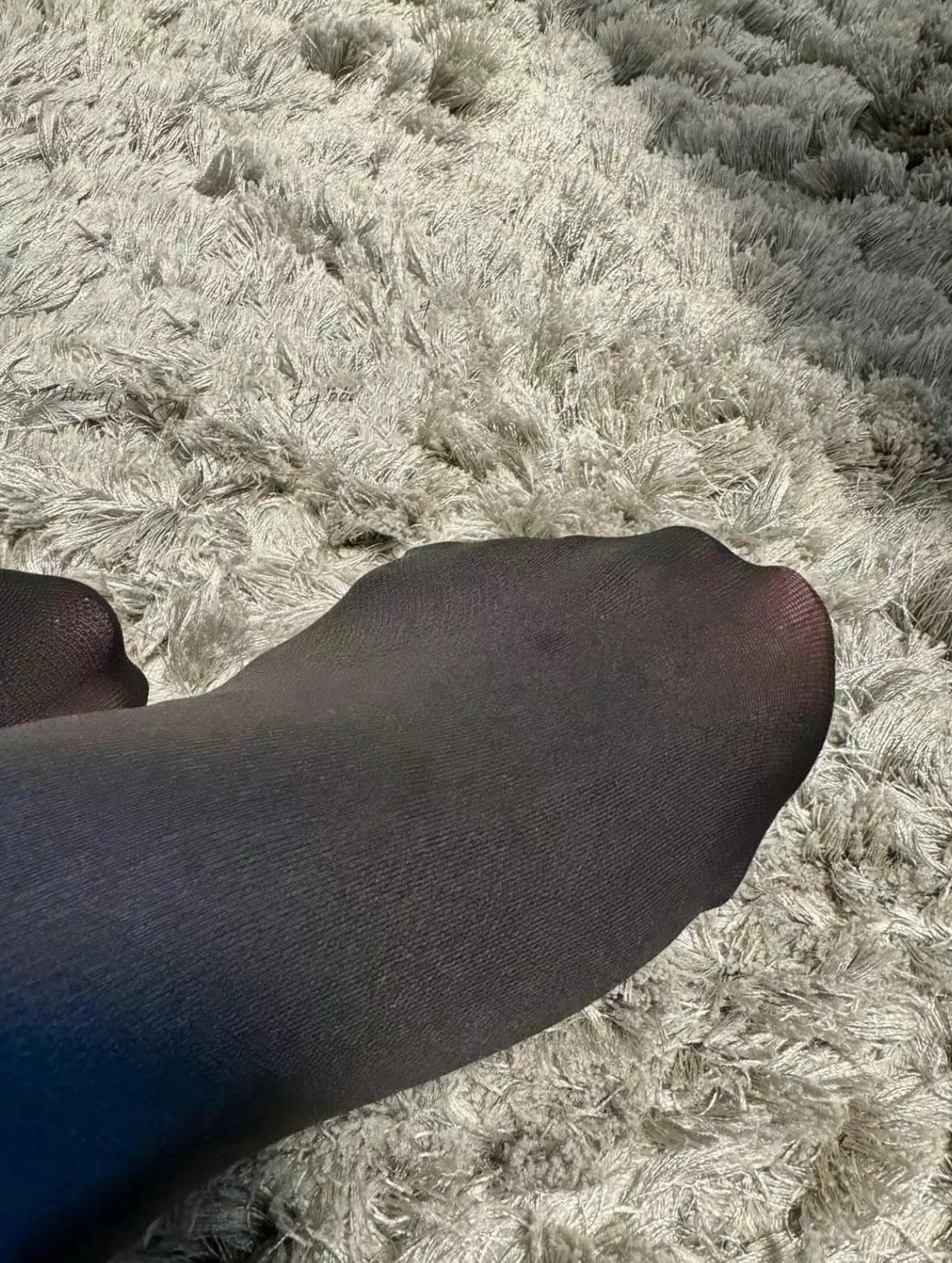 今年的超薄美腿袜终于用上了！