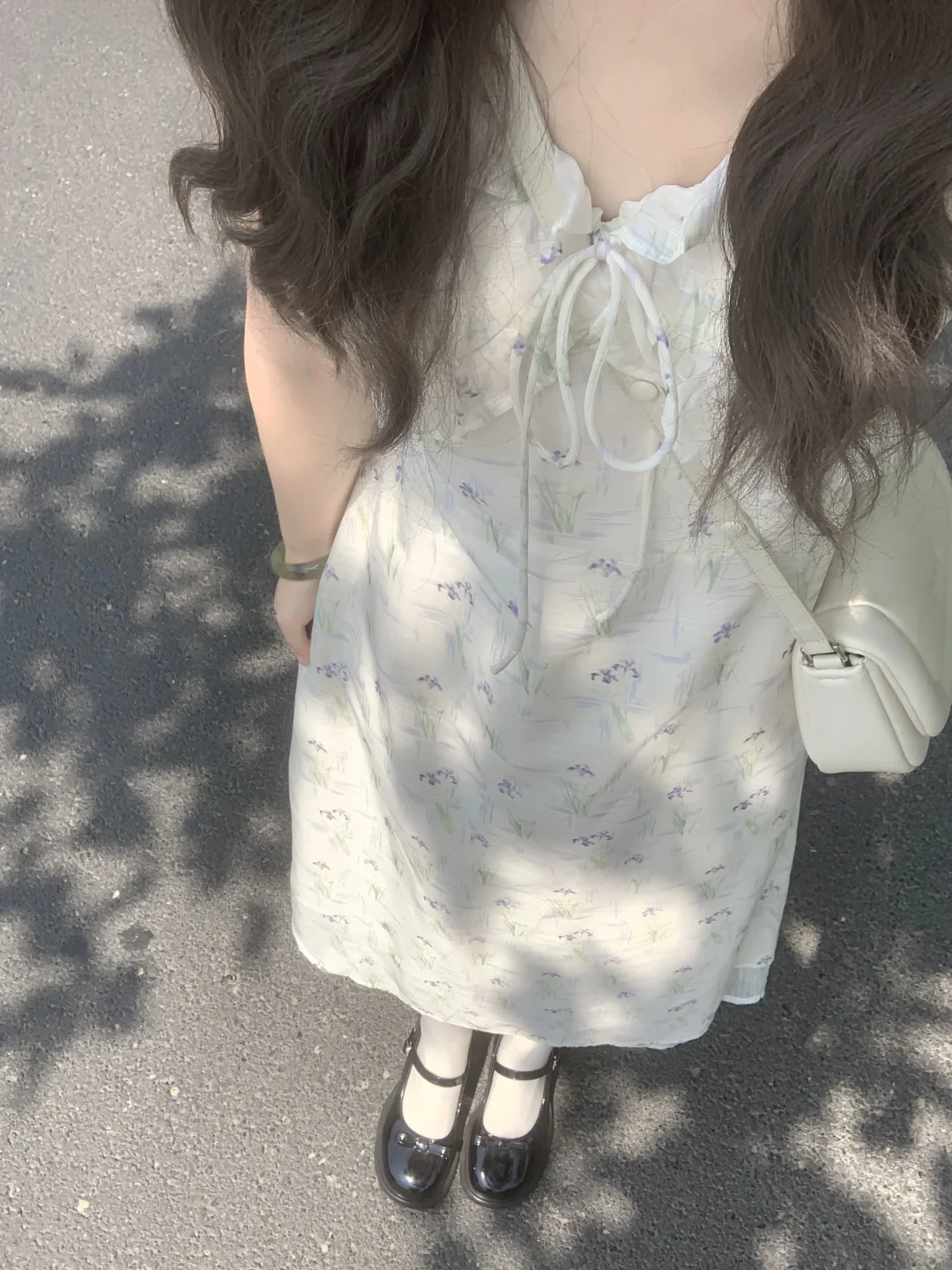 啊啊啊夏日低饱和度紫色碎花吊带裙裙好爱！