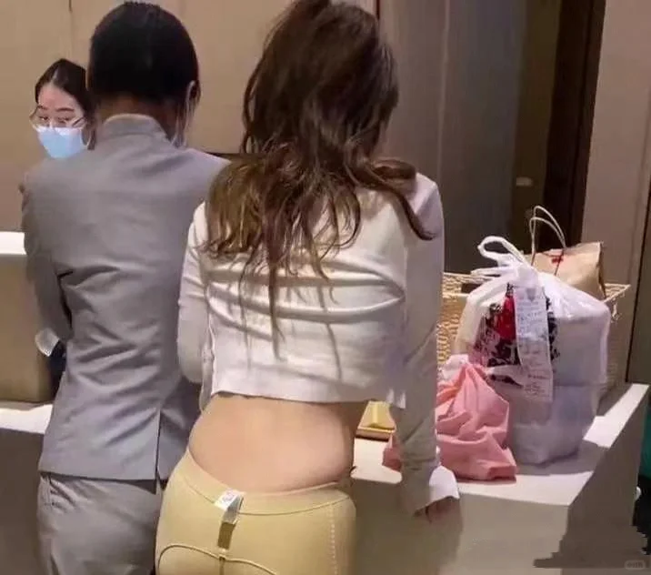 不知道这是不是全网最美的美背