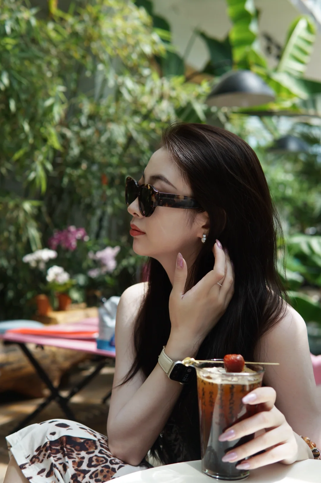 女生很迷人因为她擅长做自己