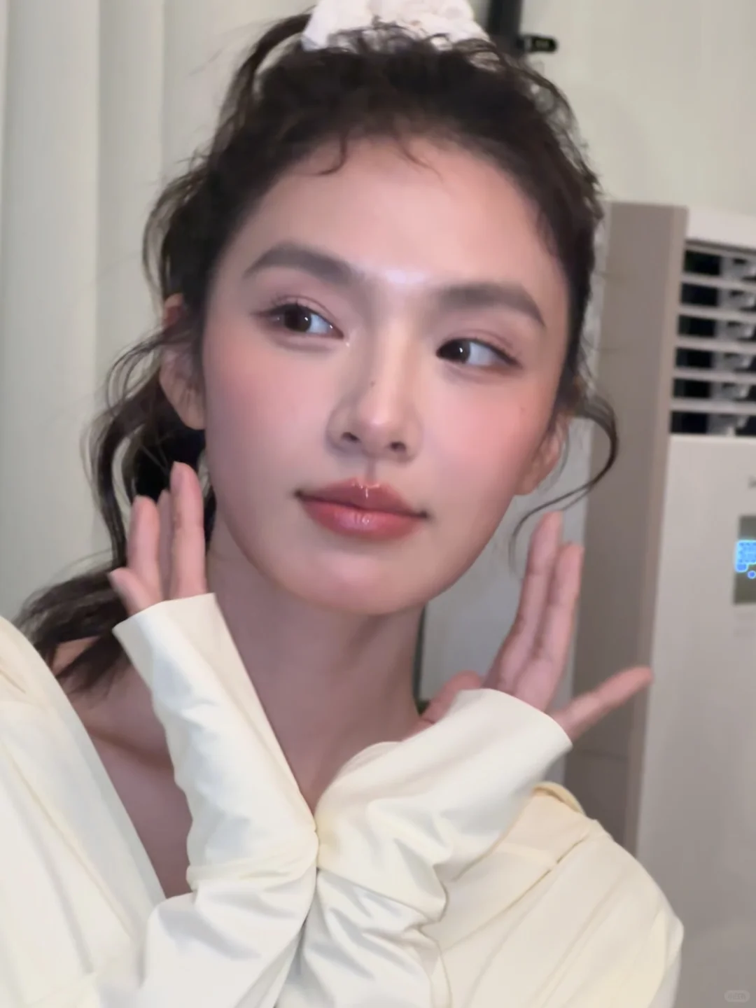 能扛住原相机的爆款女模长啥样？！