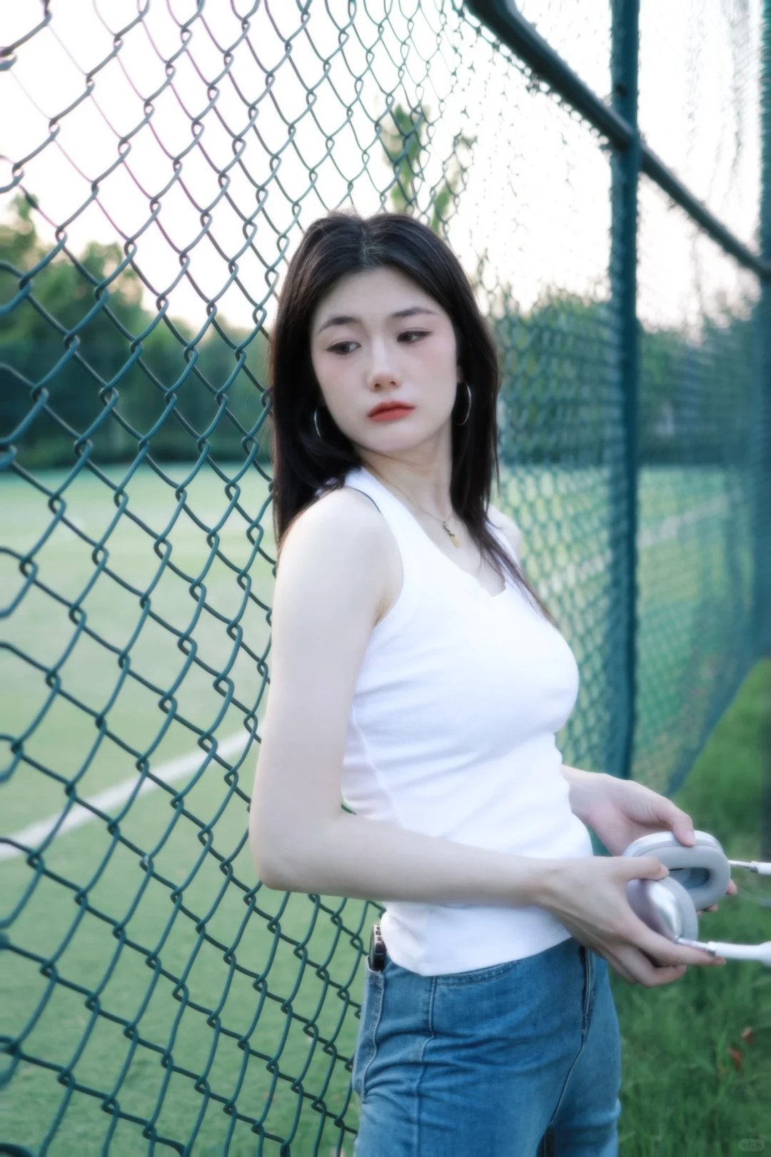 足球场的绿网格真的太出片了