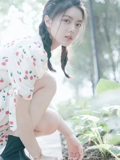 赵今麦 清纯女大学生穿搭