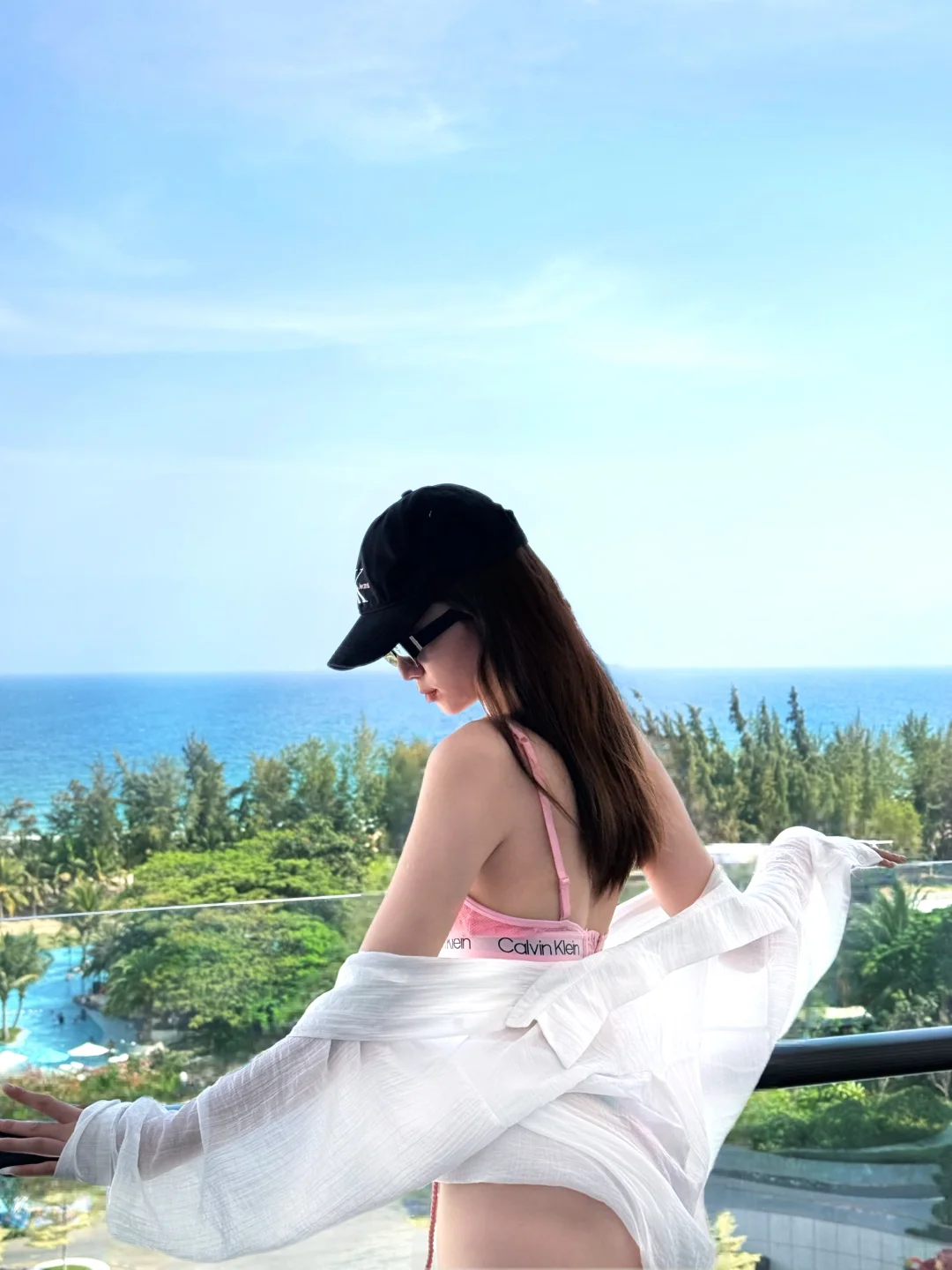 国内海边天花板🏝️玻璃海更配比基尼🌊