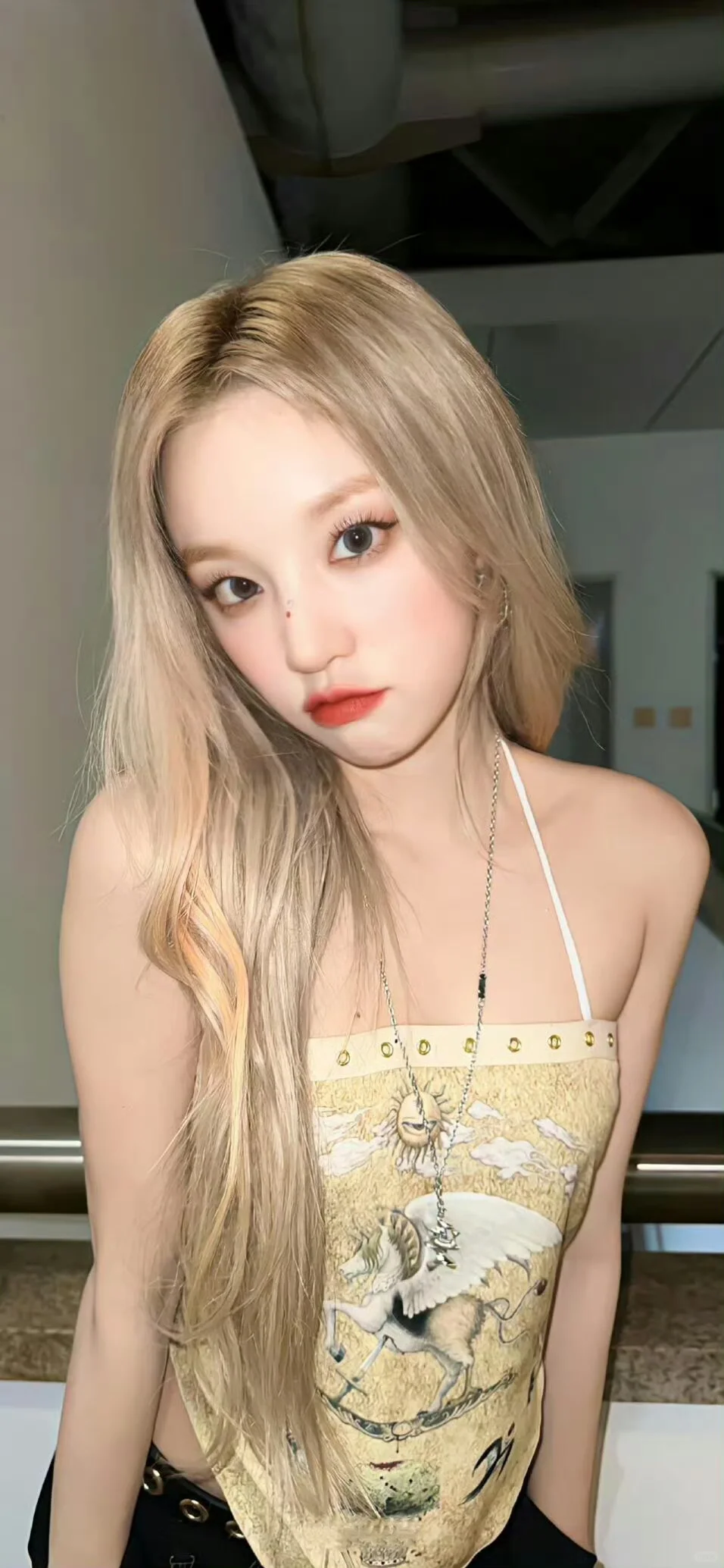 宋雨琦〡18张手机壁纸美女甜美kpop韩女清新