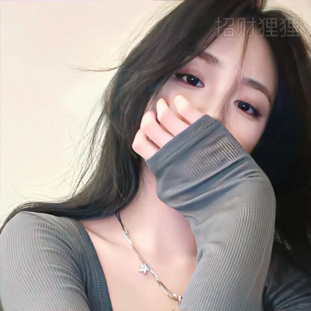 一眼就硬控我很久的头像