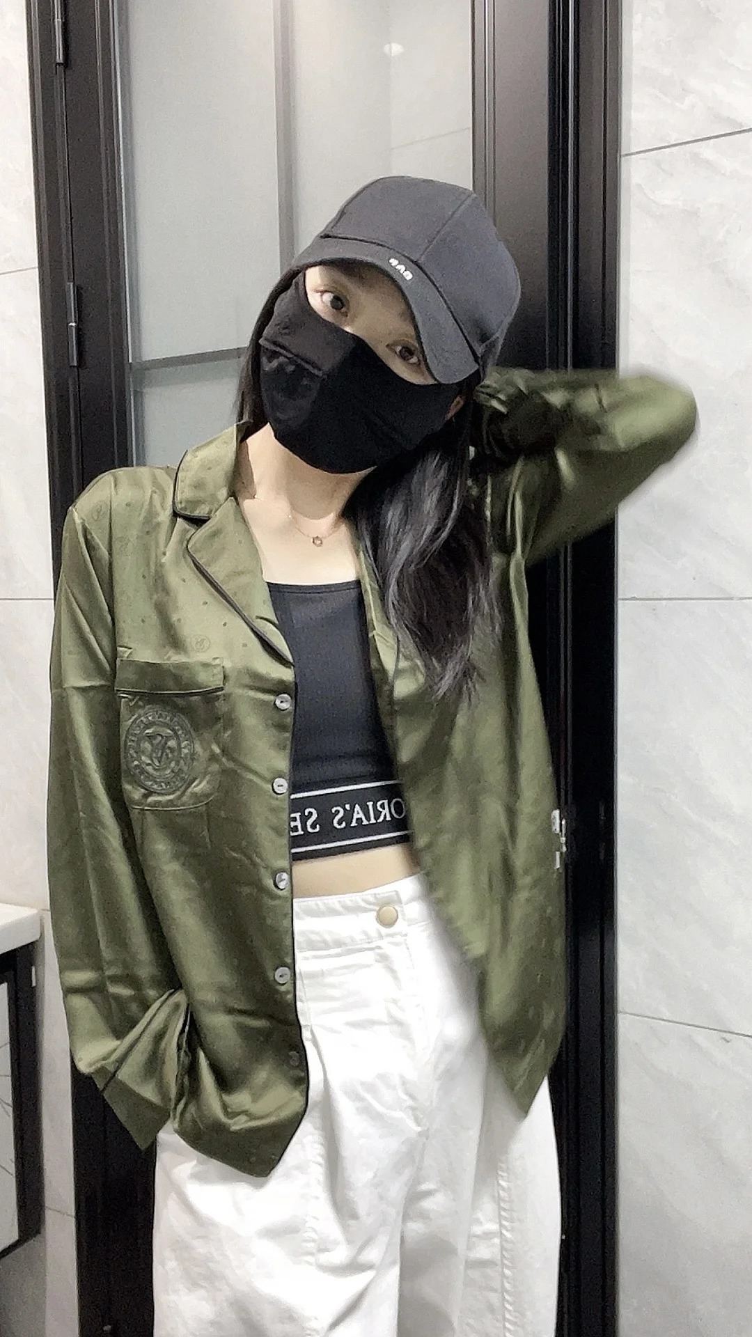 又是维密睡衣外穿的一天😎
