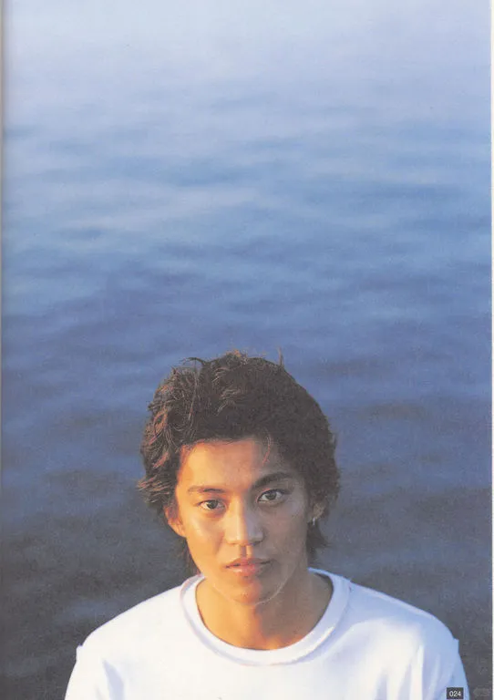 小栗旬 2005年写真集《同级生》