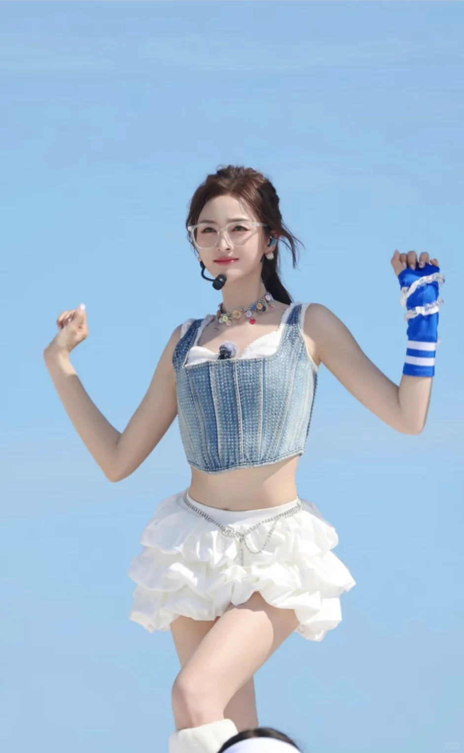 吴宣仪，她值得一个C位