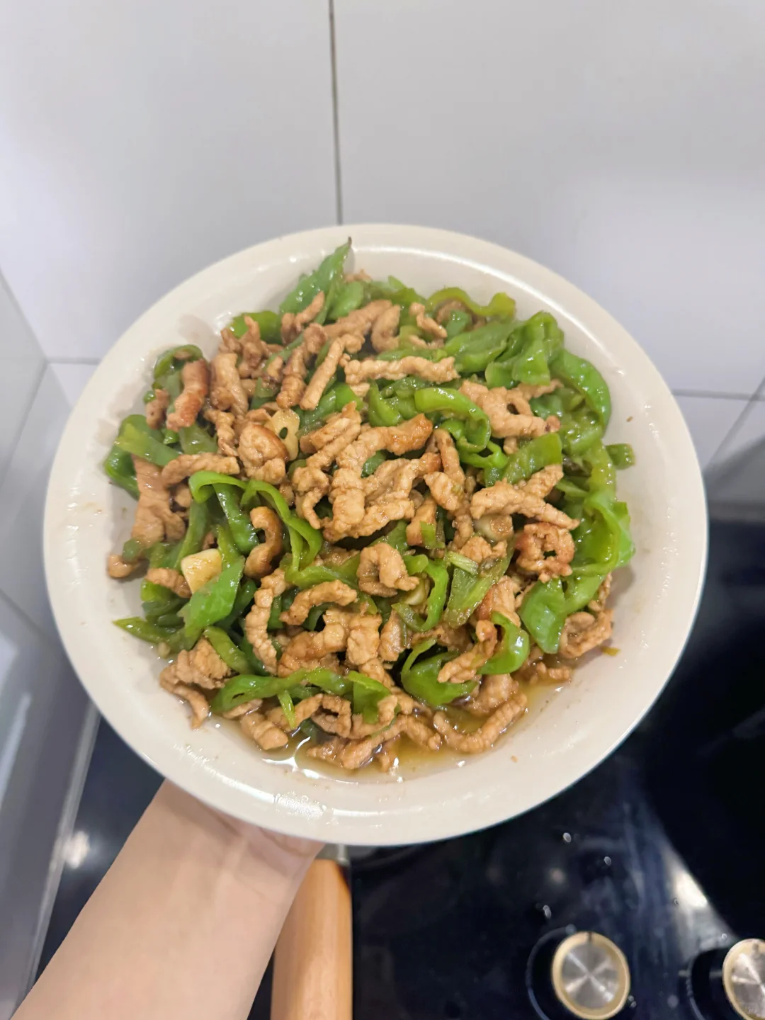 青椒肉丝加甜面酱真的好好吃，大家去试试！