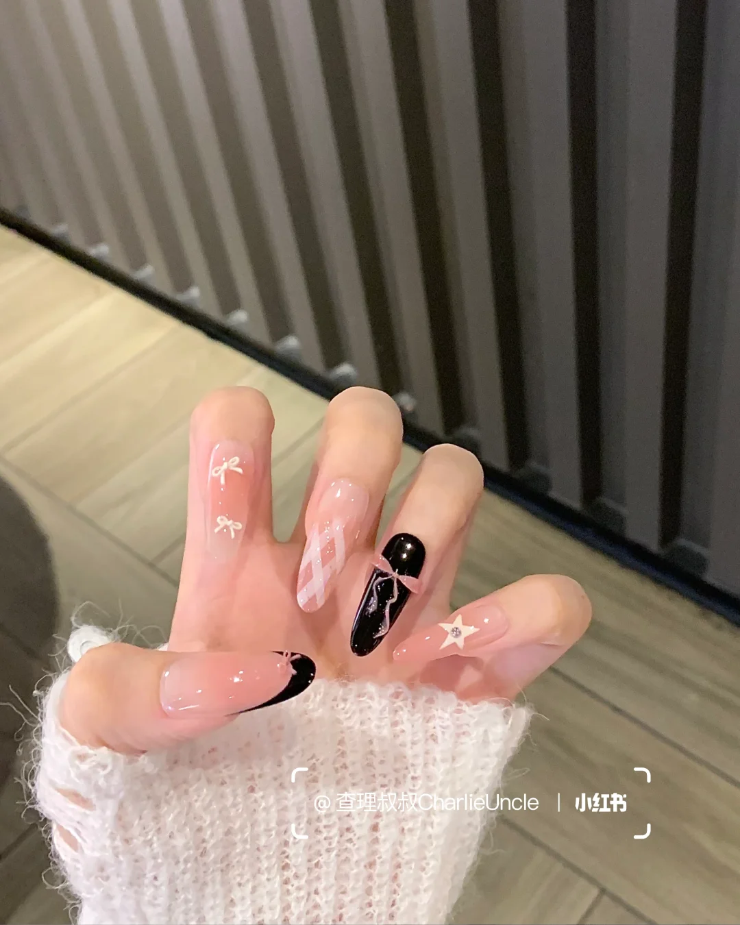 甜辣黑粉丨春夏美甲