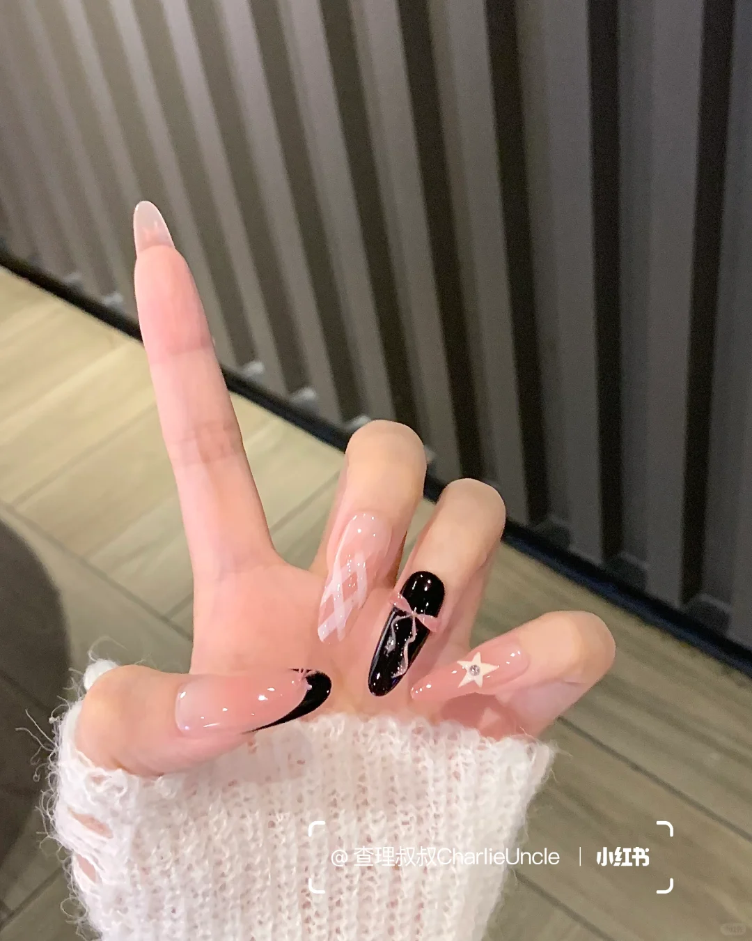 甜辣黑粉丨春夏美甲