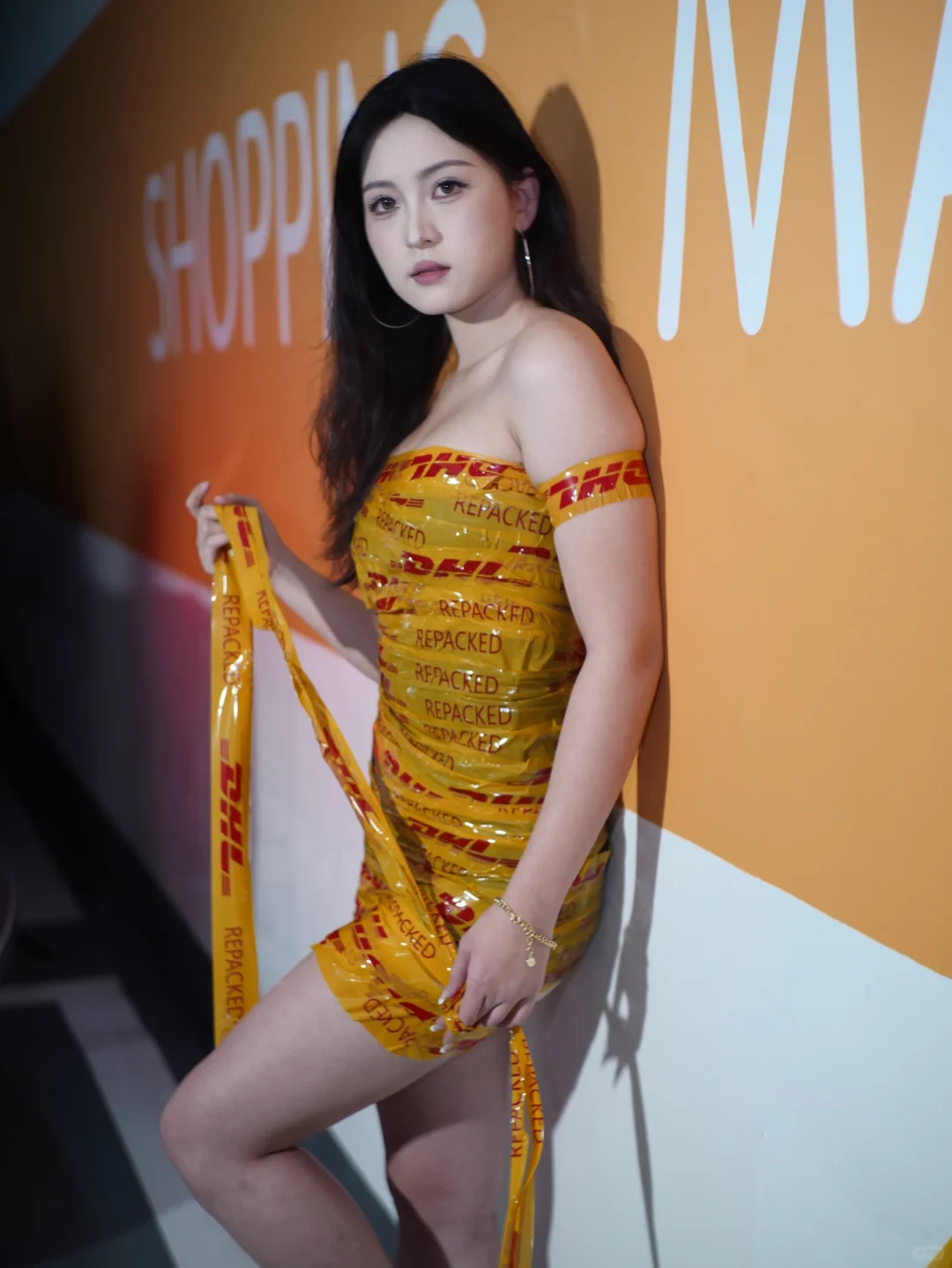 DHL女郎