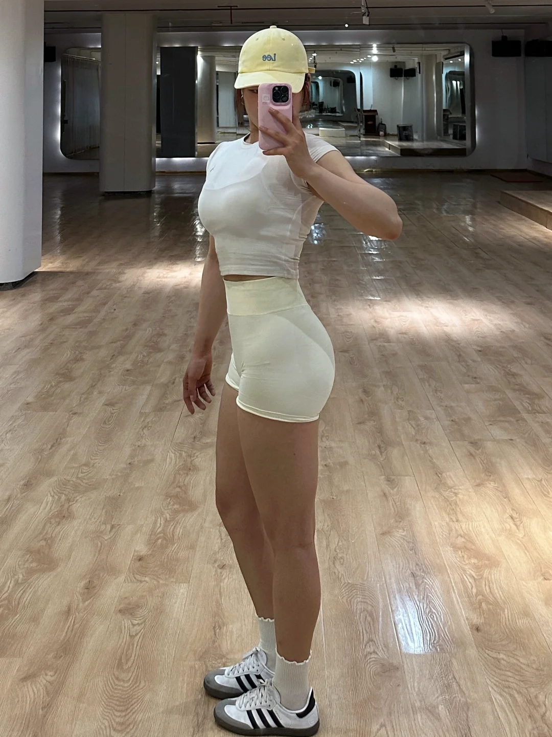 练的时候跟我说 女生长肌肉很难的
