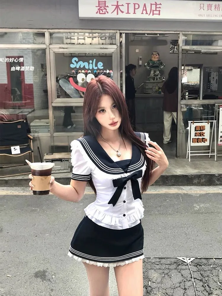 纯欲辣妹穿搭修身两件套