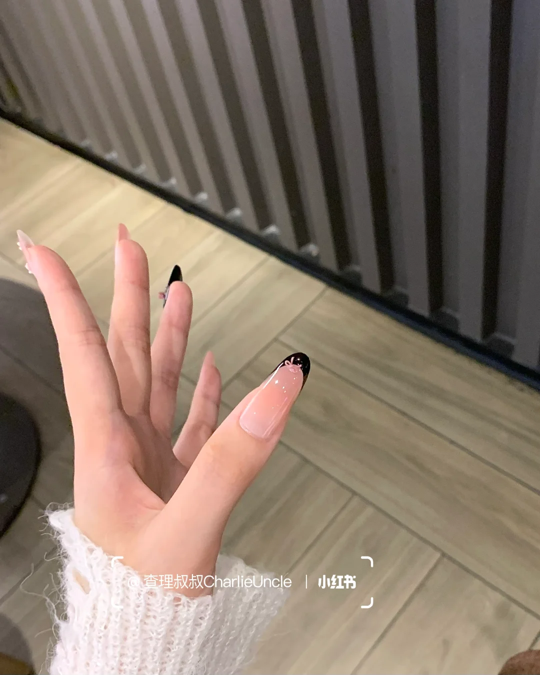 甜辣黑粉丨春夏美甲