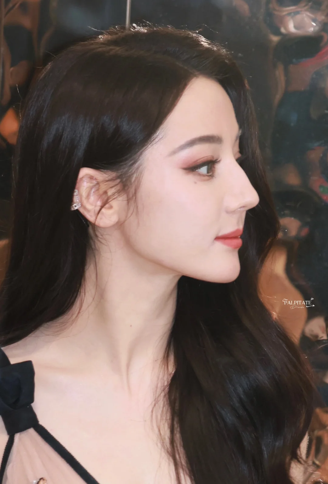 明星侧颜杀：谁是你心中的女神？