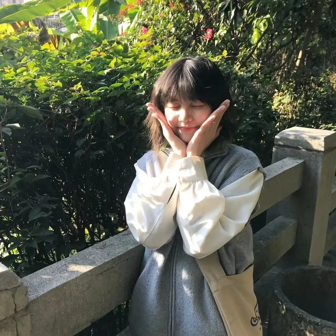 和夏天的树太适配了～🌿