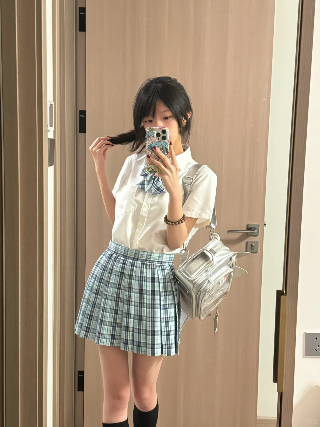 学妹，，放学可以跟我拍拍立得吗(•- •マ⟆